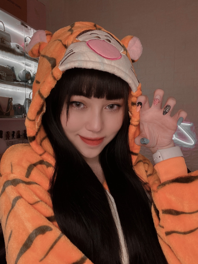 "Hồ sơ tình ái" nữ streamer Lai Lai: Mối tình tuổi trẻ ngắn ngủi đầy thị phi vì scandal lộ ảnh nóng, nhưng sẽ có cái kết đẹp với "phi công" Zeros?