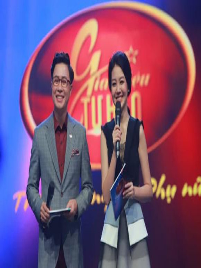 Nhan sắc cực xinh của MC Hồng Nhung dù đã 2 con, được đồng nghiệp và khán giả vote 'rần rần' tại VTV Awards