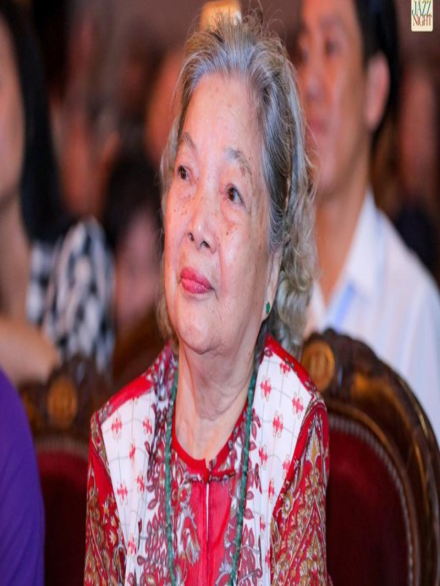 NSƯT Lê Mai tuổi 84: Hàng ngày vẫn ngồi trà đá, Lê Khanh hay đón đi ăn