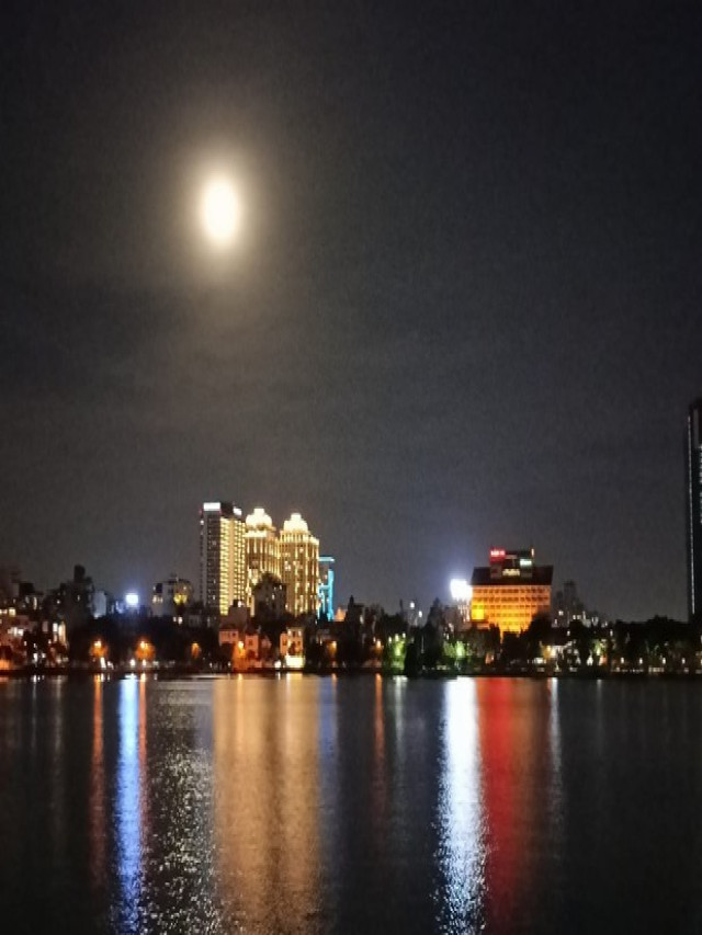 Siêu trăng sấm xuất hiện tại Việt Nam, nhiều người thích thú chia sẻ ảnh trên MXH