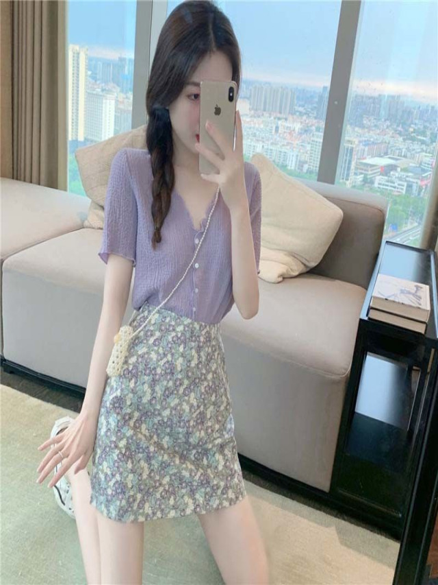 Top 10 mẫu áo kiểu nữ đẹp, bán chạy trên TMĐT Việt 2022